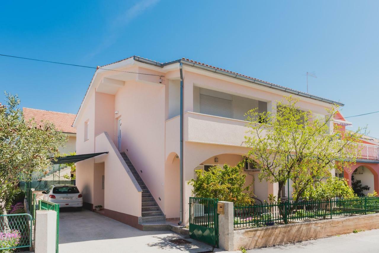 Apartments Matic Vodice Exterior foto