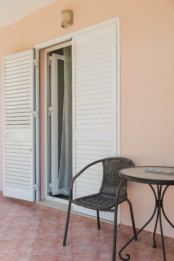 Apartments Matic Vodice Exterior foto
